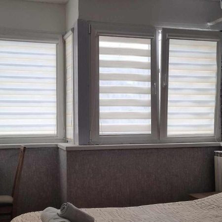 Central Square Apartment Üsküp Dış mekan fotoğraf