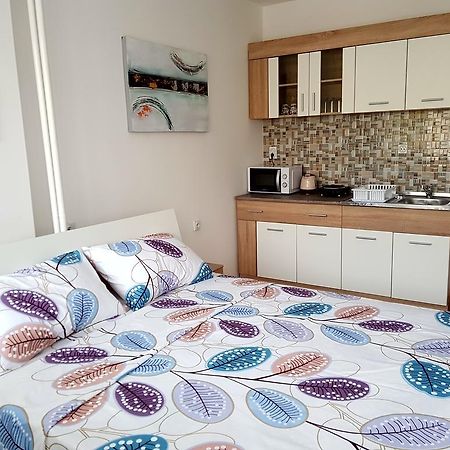 Central Square Apartment Üsküp Dış mekan fotoğraf