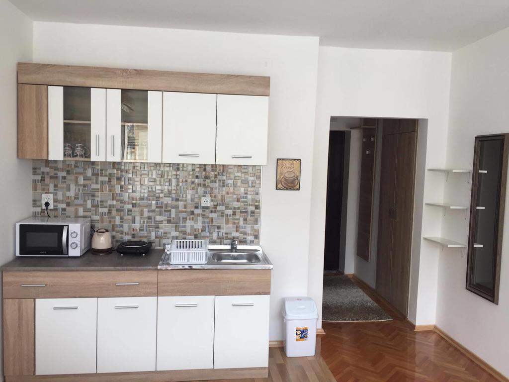 Central Square Apartment Üsküp Dış mekan fotoğraf