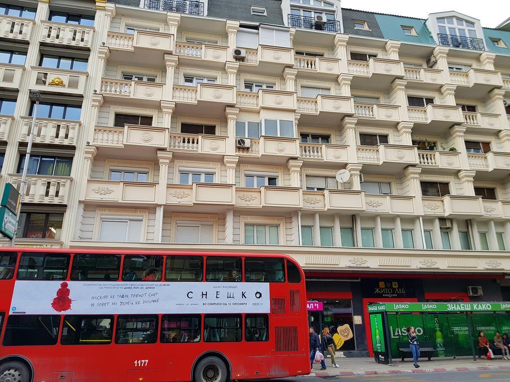 Central Square Apartment Üsküp Dış mekan fotoğraf